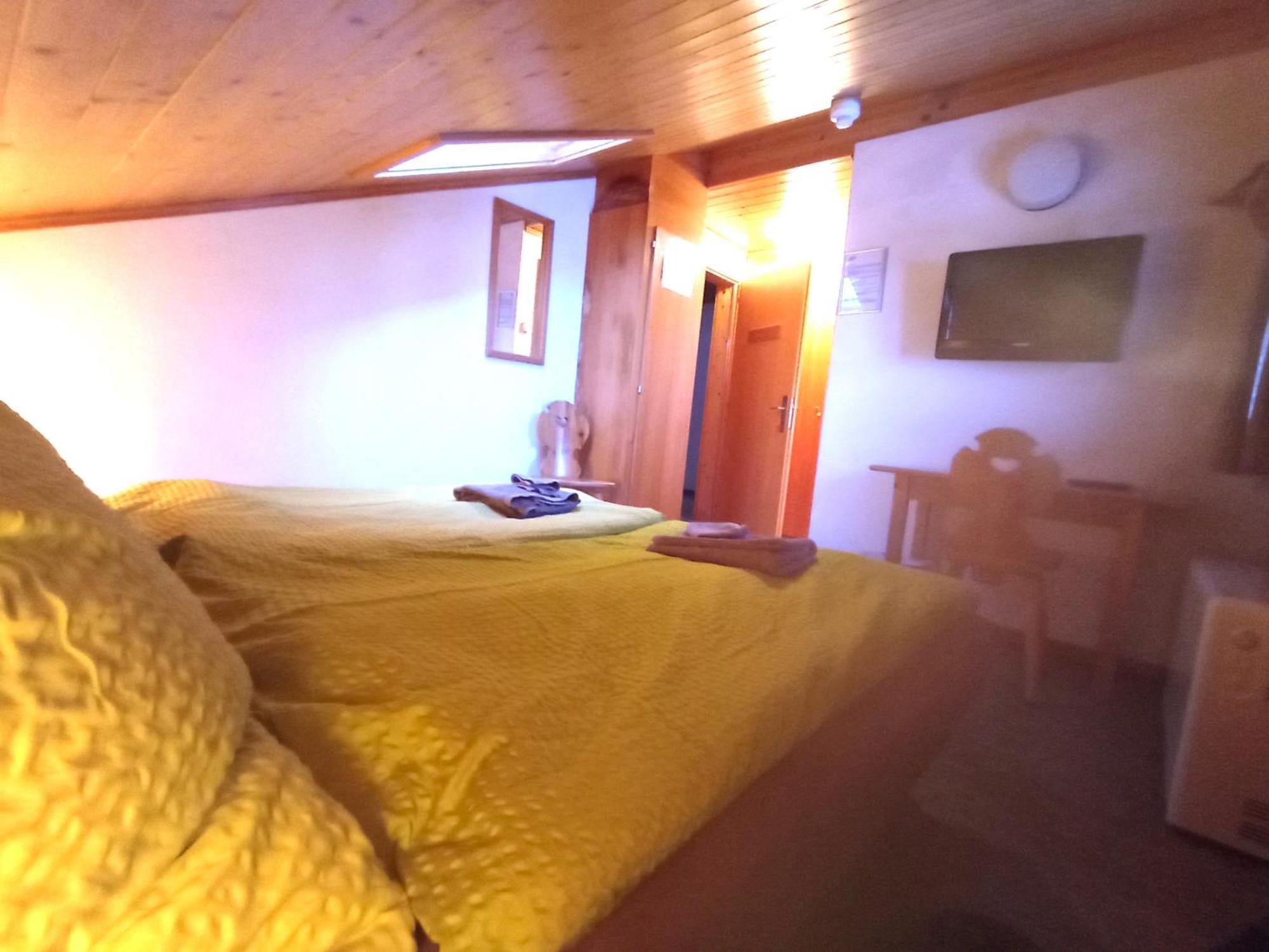 Chambre Double Doppelzimmer Camping Jaunpass Boltigen Extérieur photo